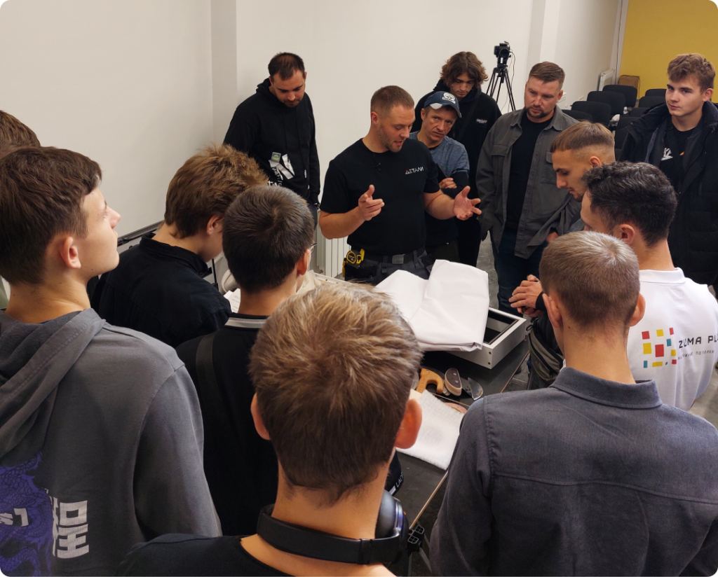 1 (15).png 1 (15).png